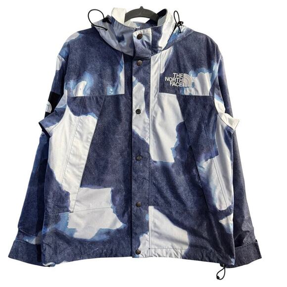 Supreme x The North Face Bleached Denim-Print Mountain Jacket Size